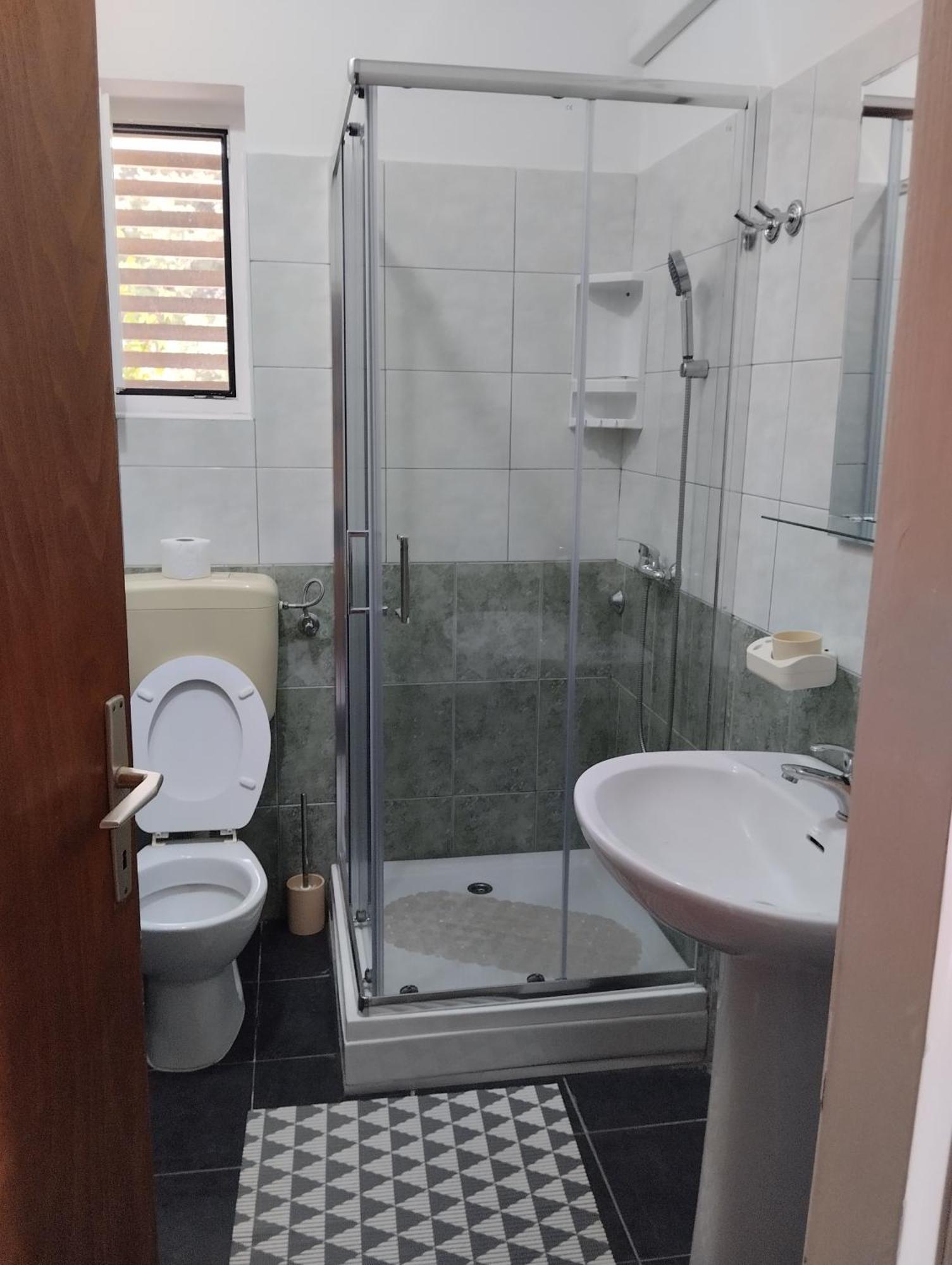 6 M, 50 M Do Plaze Apartment Barbat na Rabu Exterior photo